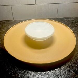 Vintage Tupperware Dip n Serve platter with bowl and lid In like new condition